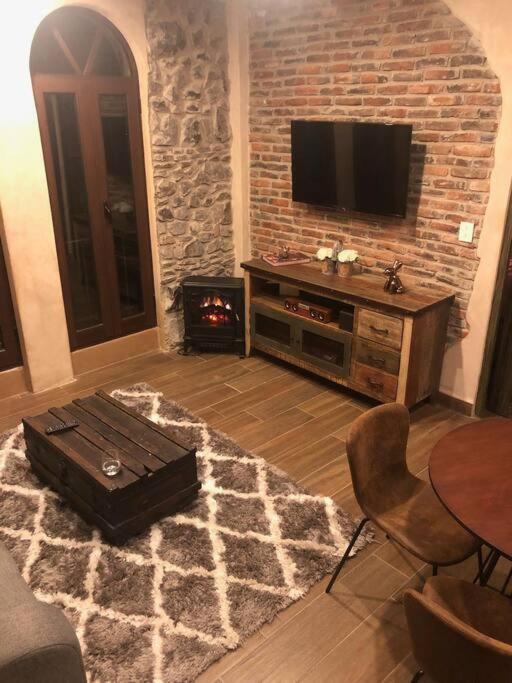 Increíble Loft Completo En Val'quirico Con Piscina Apartamento Santeagueda