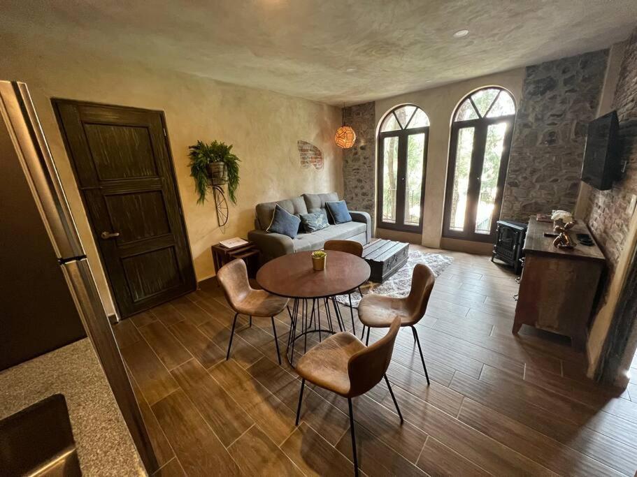 Increíble Loft Completo En Val'quirico Con Piscina * Santeagueda